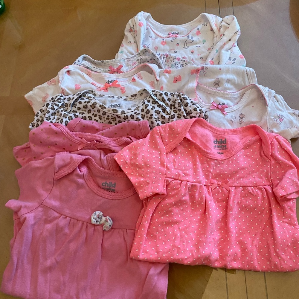 8 Baby Girls Under Shirts